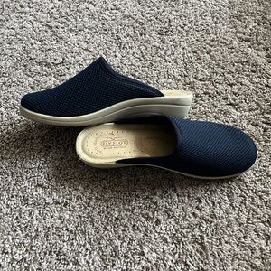FlyFlot Mules Clogs Women’s Size 40 (9) Navy Slip On Shoes Made In Italy